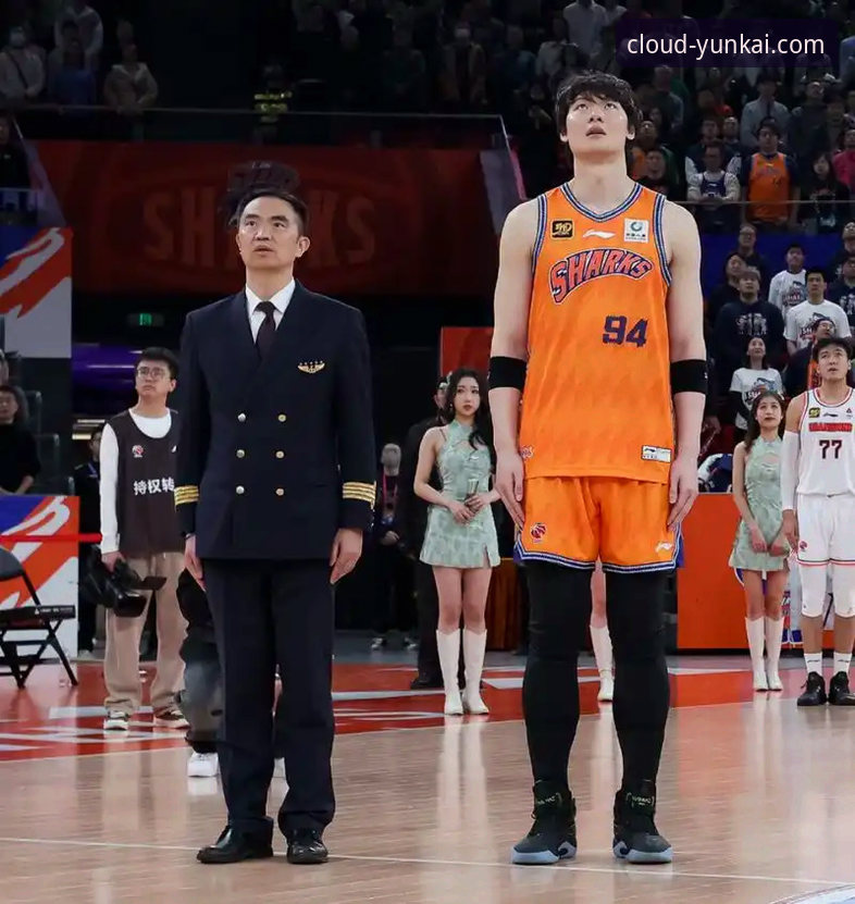 揭秘上海男篮12连胜背后的战术密码与观赛新体验